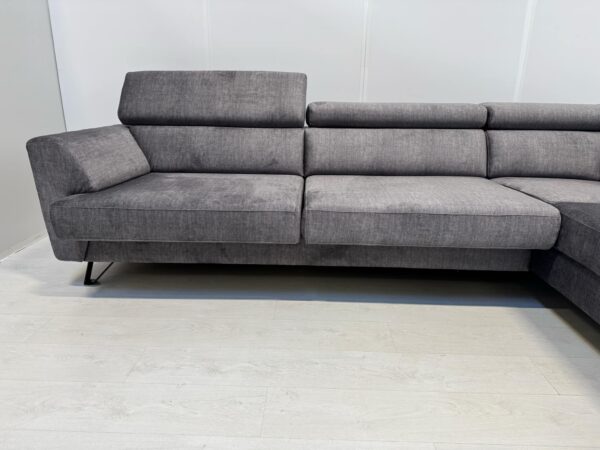 BILLUND - Image 3