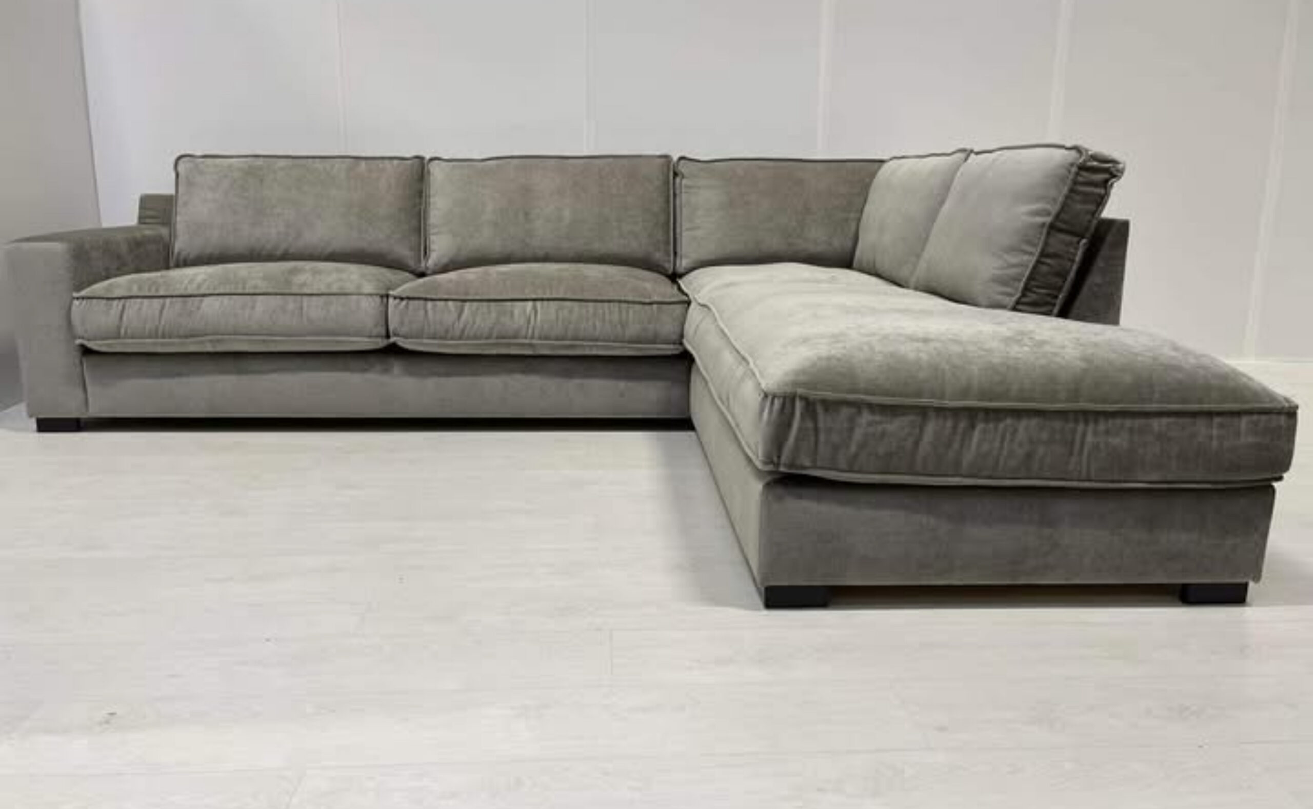 SKY DELUX SOFT (NG)- KOHE OLEMAS TEISE NURGAGA