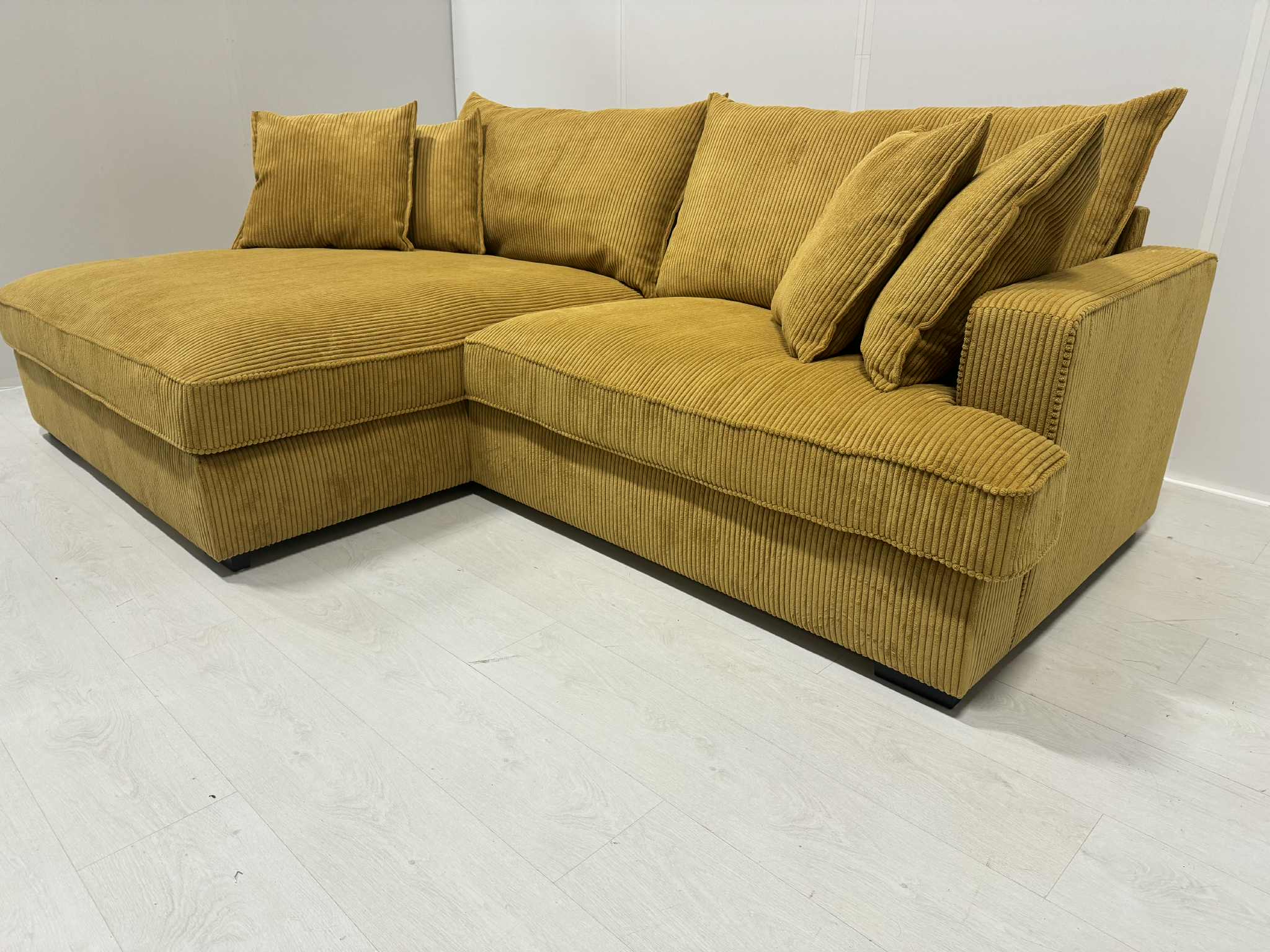 SOODUSHINNAGA ROSSILINI - Image 7