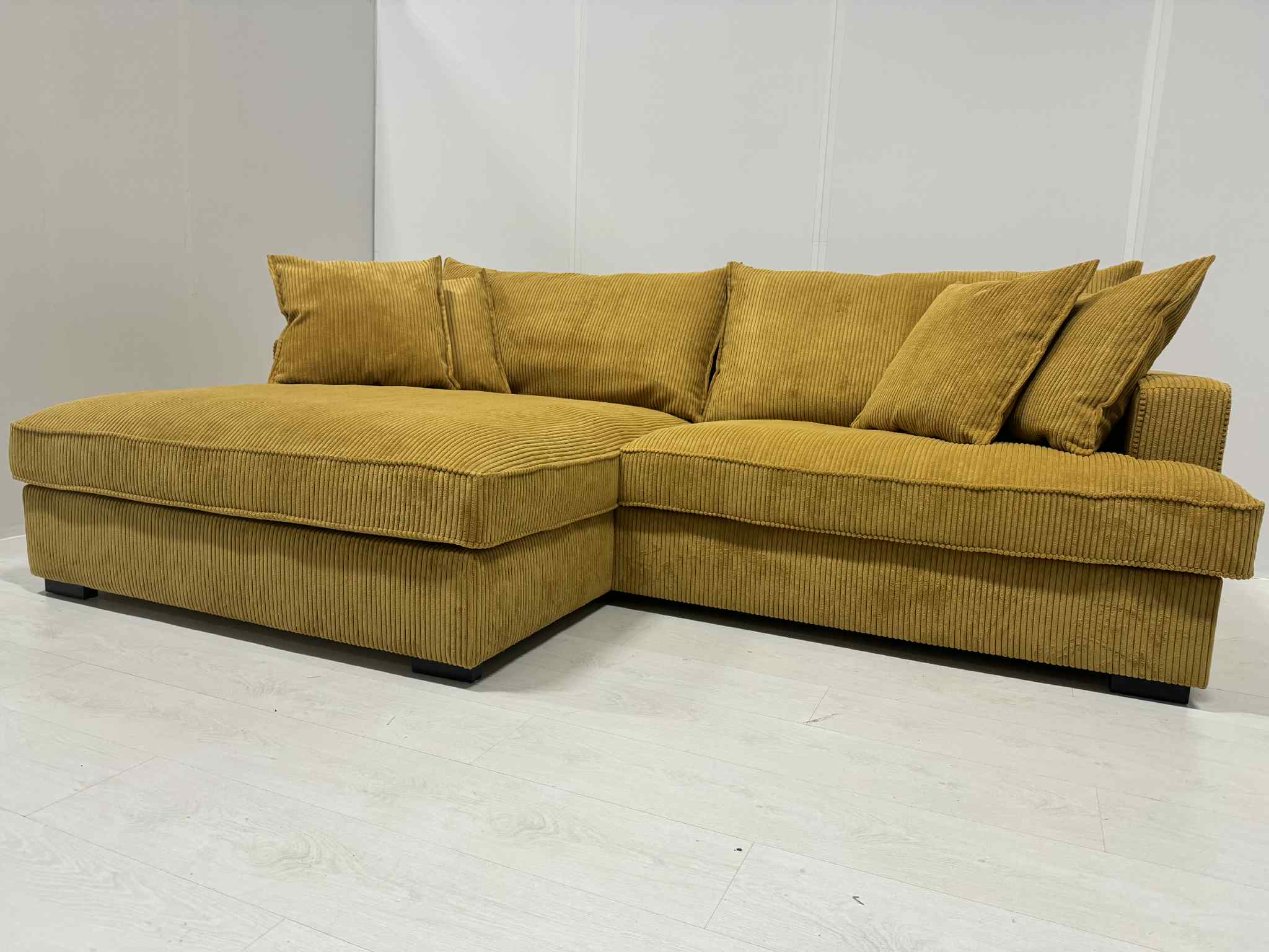 SOODUSHINNAGA ROSSILINI - Image 3