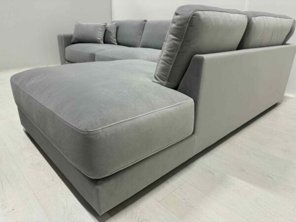 DIEGO - Image 7