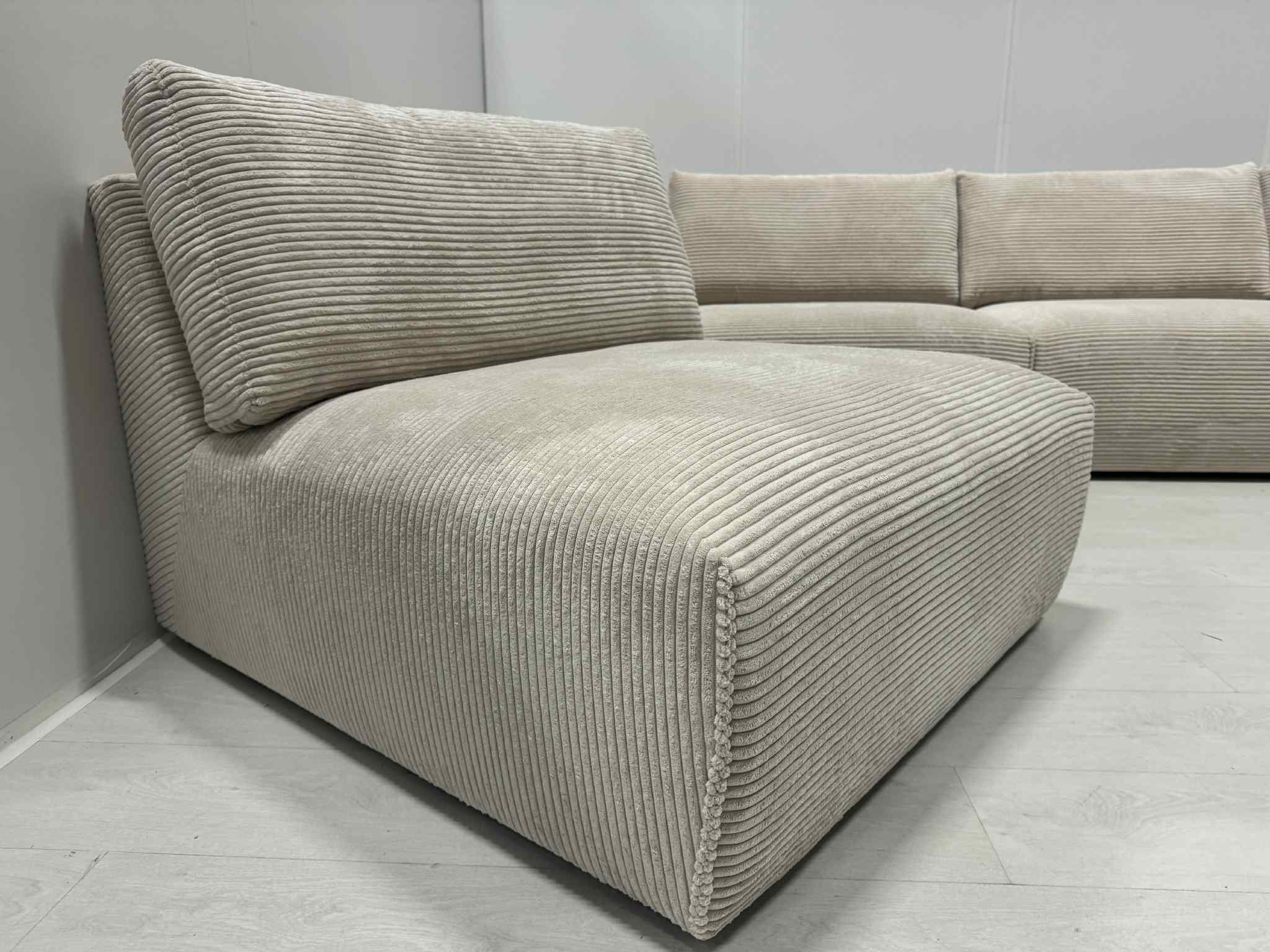 MONTE CARLO ROYALE - Image 9