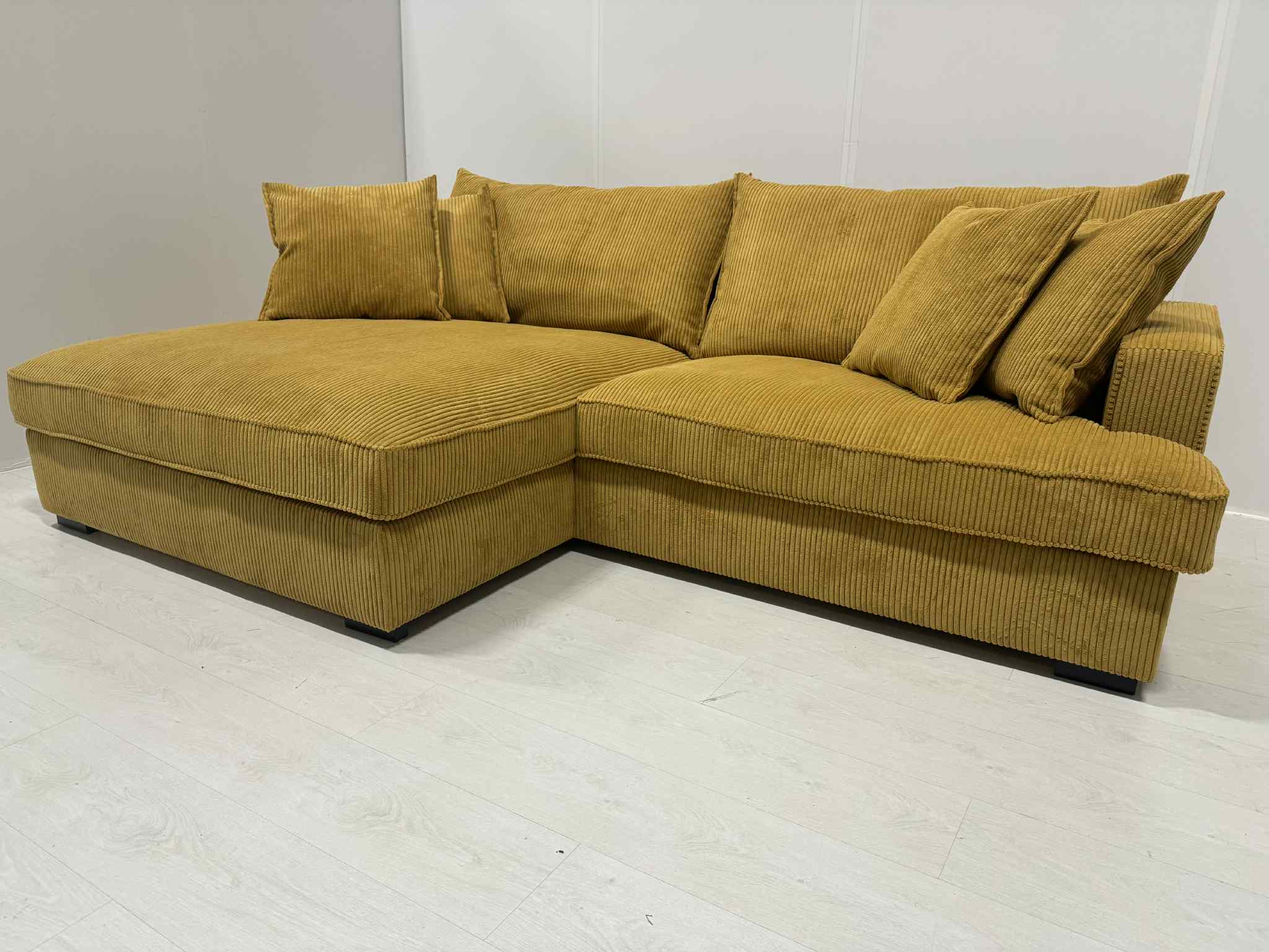 SOODUSHINNAGA ROSSILINI - Image 5