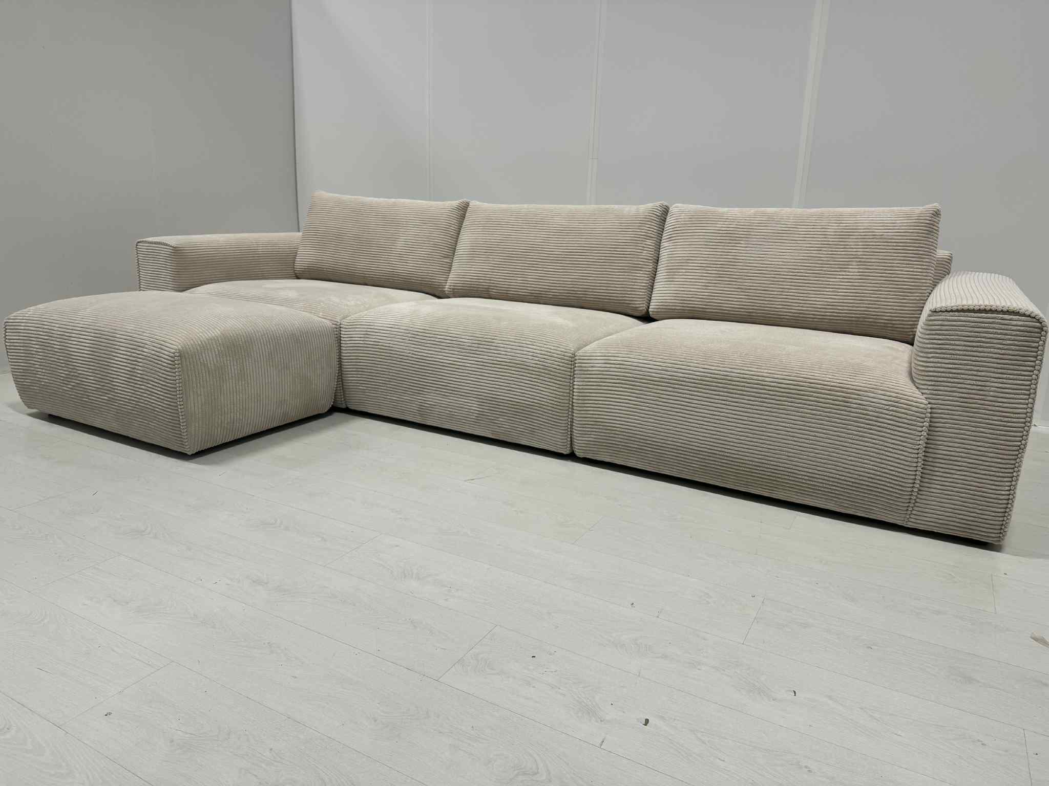 MONTE CARLO ROYALE - Image 6