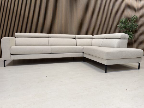 KIIRMÜÜGI HINNAGA CAPRI