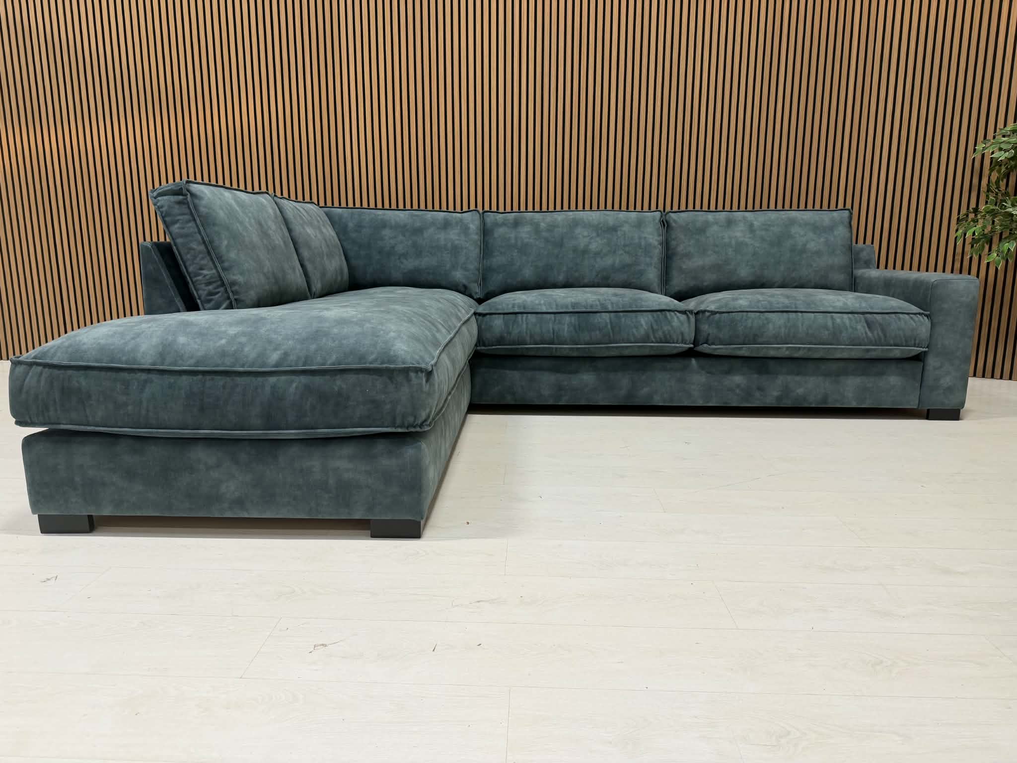 SKY DELUX SOFT (158)