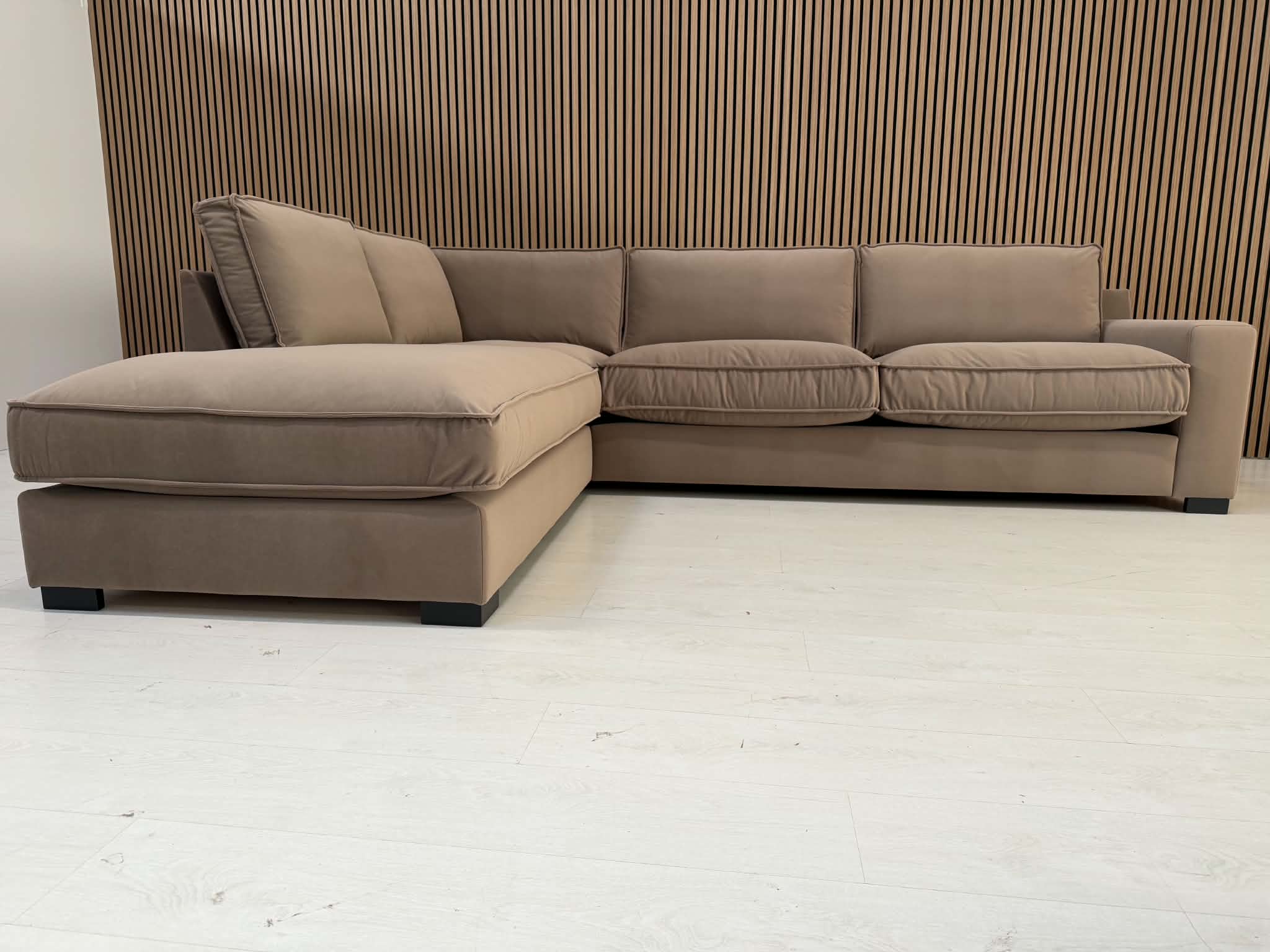 SKY DELUX SOFT (4)